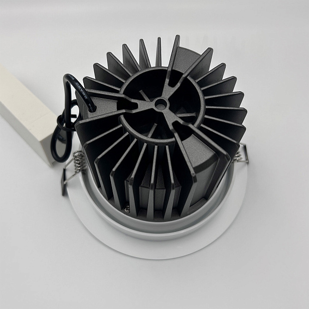 Skarlat RSL7468-5 28W WH 4000K