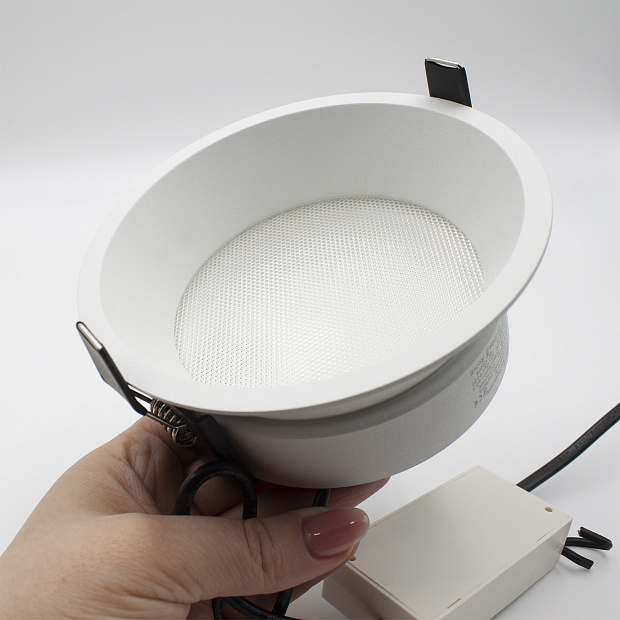 Skarlat  RDL73032 15W WH 3000K