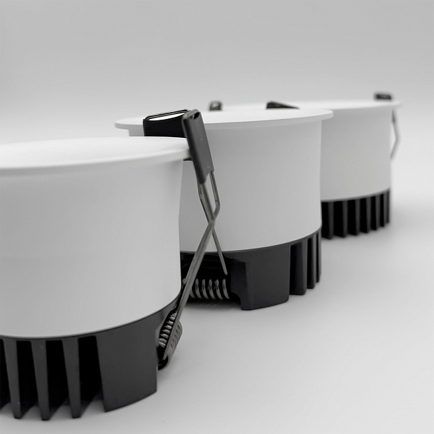 Skarlat RSL74W003-2.5 12W WH 4000K