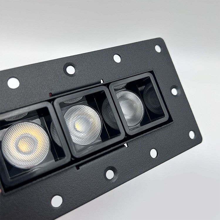 Skarlat RSL74145 3×2W BK 3000K
