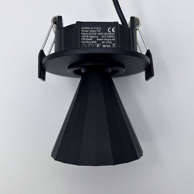 Skarlat  RSL74131 7W BK 3000K