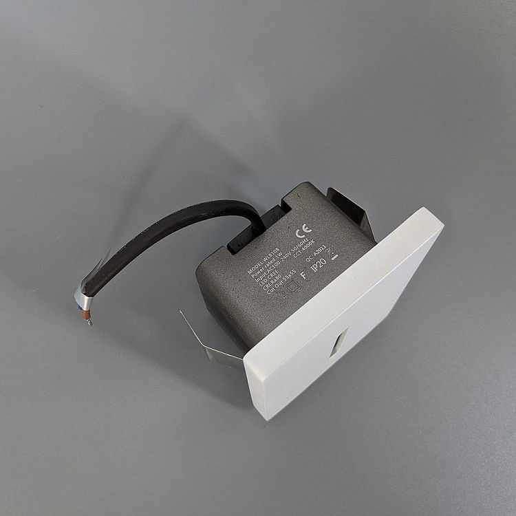 Skarlat  RWLB108 1W WH 3000K