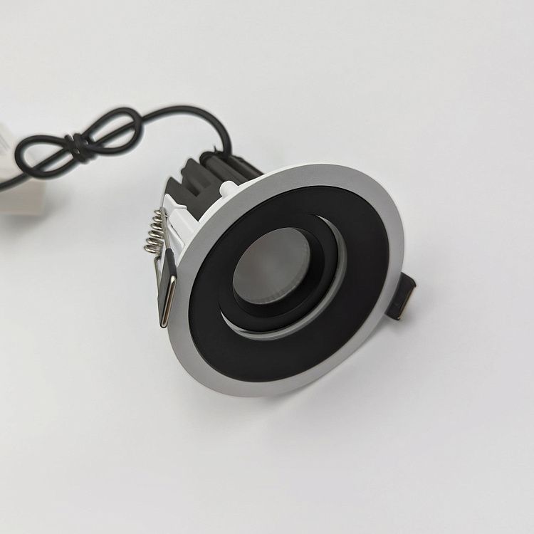 Skarlat  RSL74132 7W WH+BK 3000K