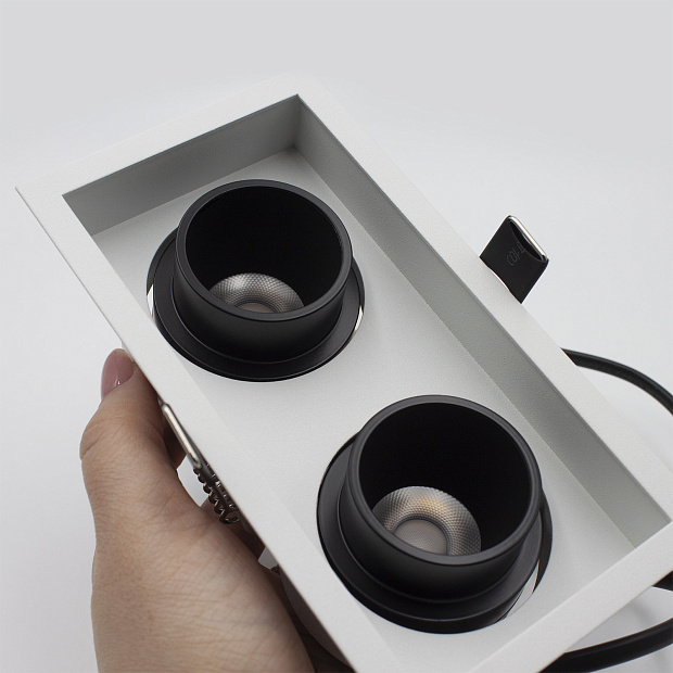 Skarlat  RSL74092-2 2×10W WH+BK 4000K