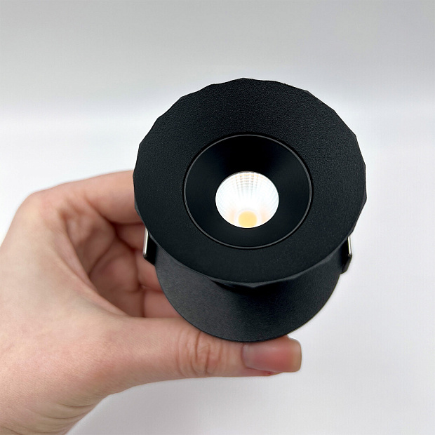 Skarlat  RSL74131 7W BK 3000K