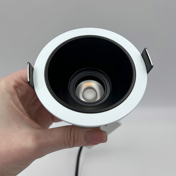 Skarlat RFL76051 7W WH+BK 4000K