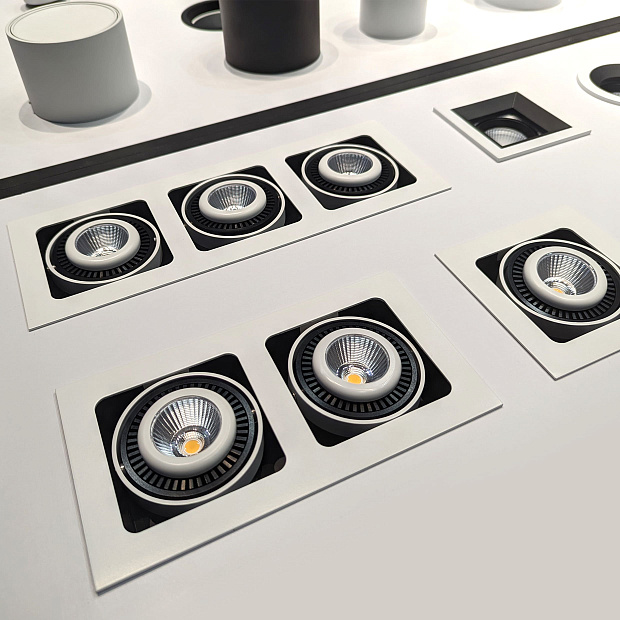 Skarlat  RGL7115-2 2×12W WH+BK 4000K