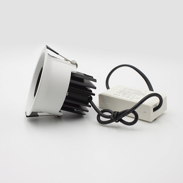 Skarlat  RSL74090-1 1×10W WH+BK 4000K