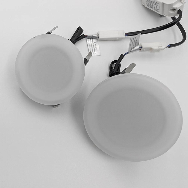 Skarlat  RDL74016-3,5 7W WH 3000K IP44